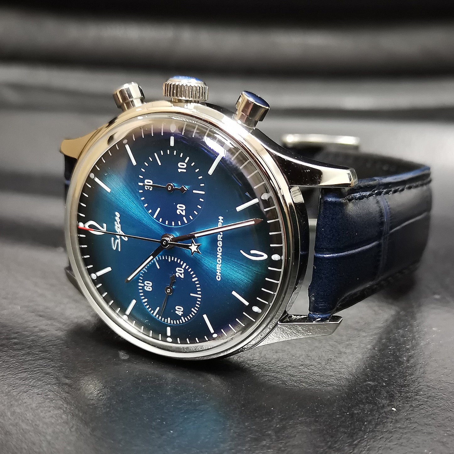 Chrono Heritage SU1901F010GN/SN