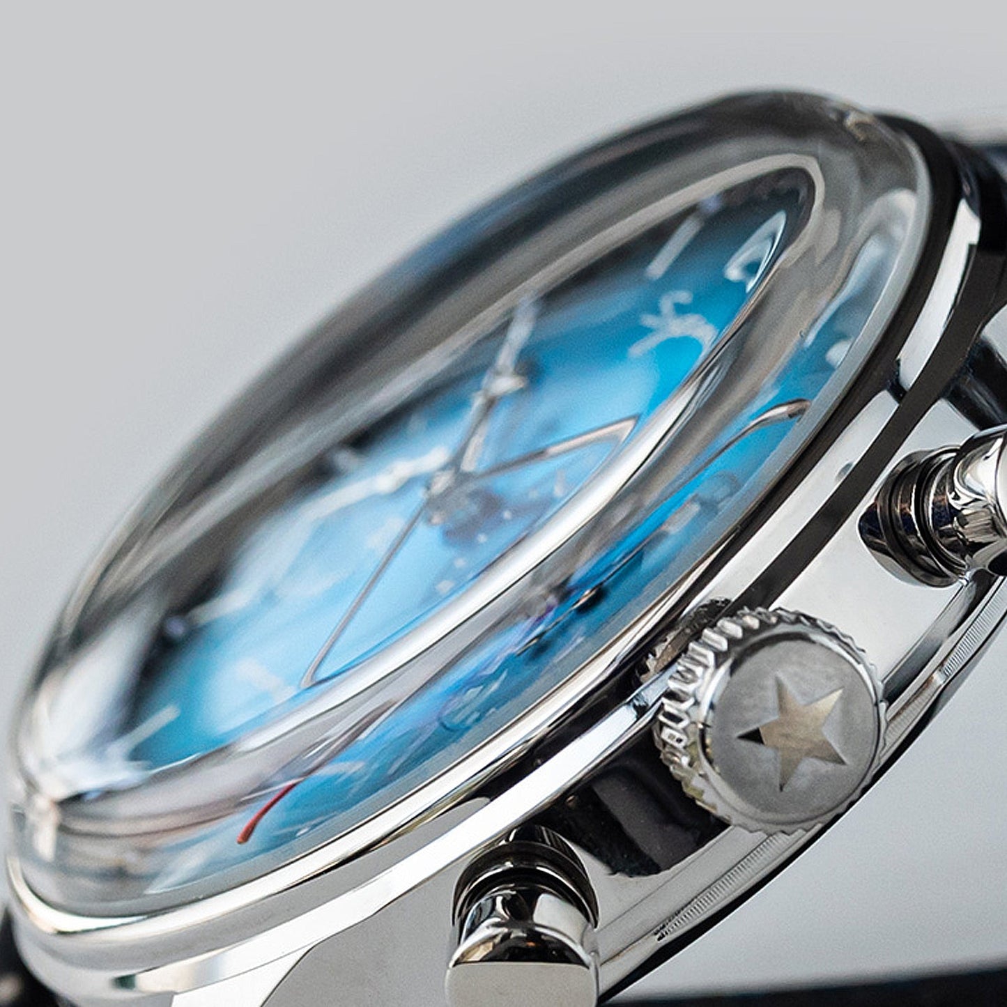 Chrono Heritage SU1901F010GN/SN