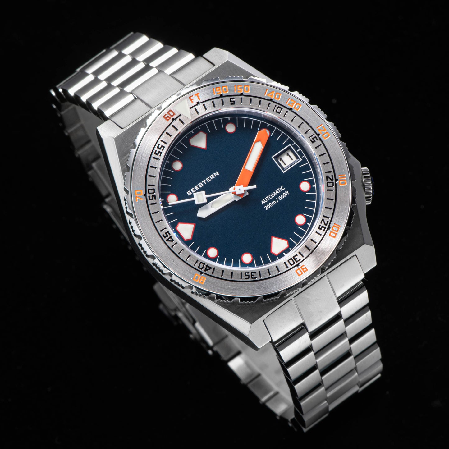 Seestern Vintage 407 600T Deep Blue Dial Ceramic Bezel