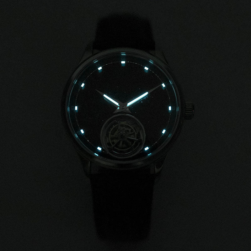 Tourbillon Master SU8230STRA