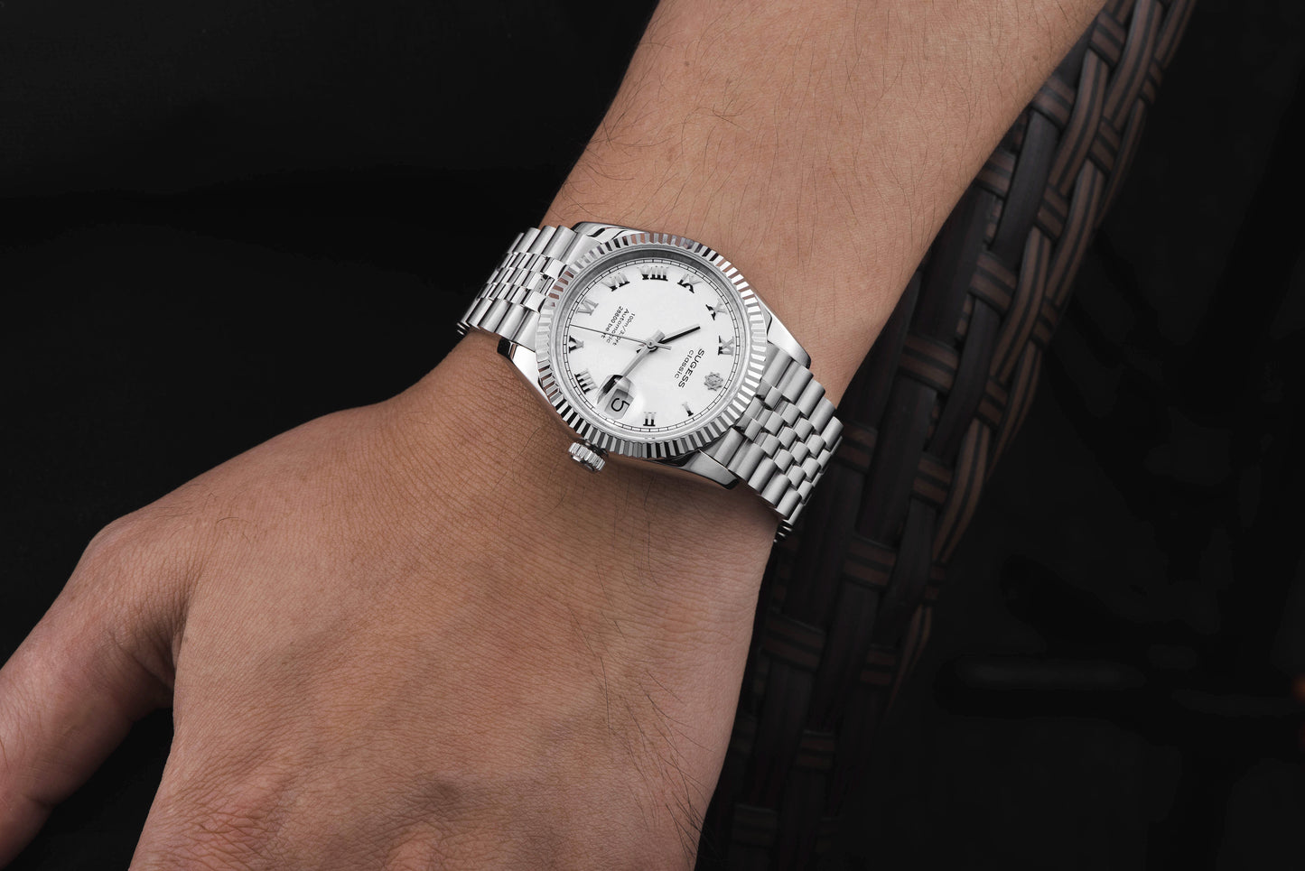 Automatic Classic S447 36mm White Dial Fluted Bezel Jubilee Bracelet ST2130