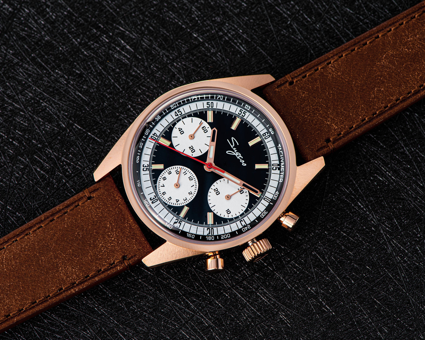 Chrono Heritage 442 Chronograph Special Dial Swan Neck Regulator