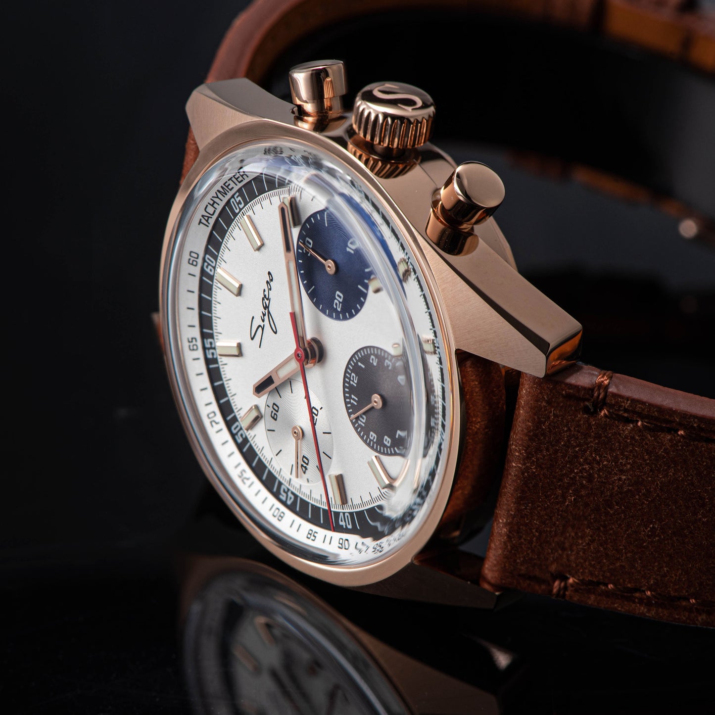 Chrono Heritage 442 Chronograph Special Dial Swan Neck Regulator