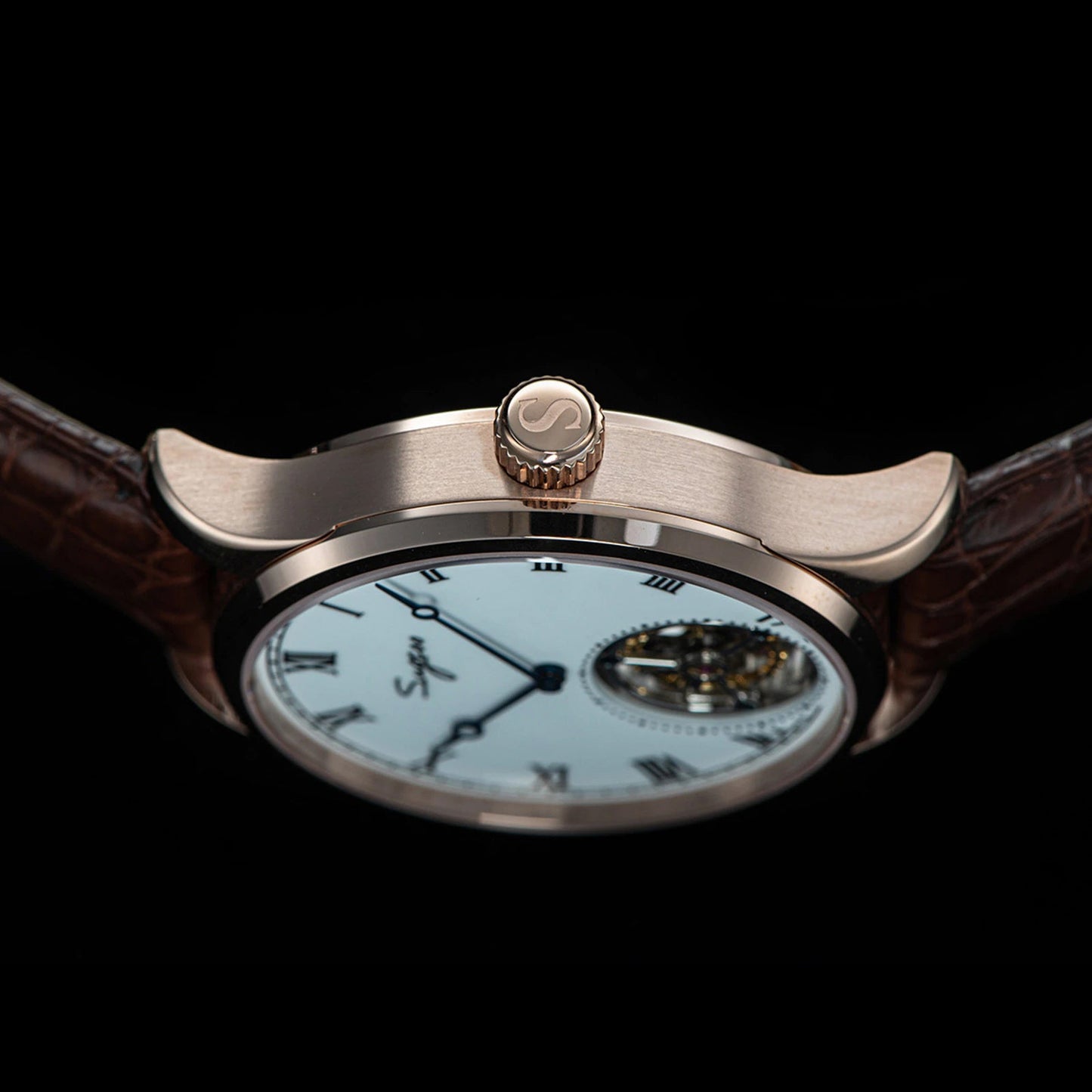 Tourbillon Master SU8230RGW