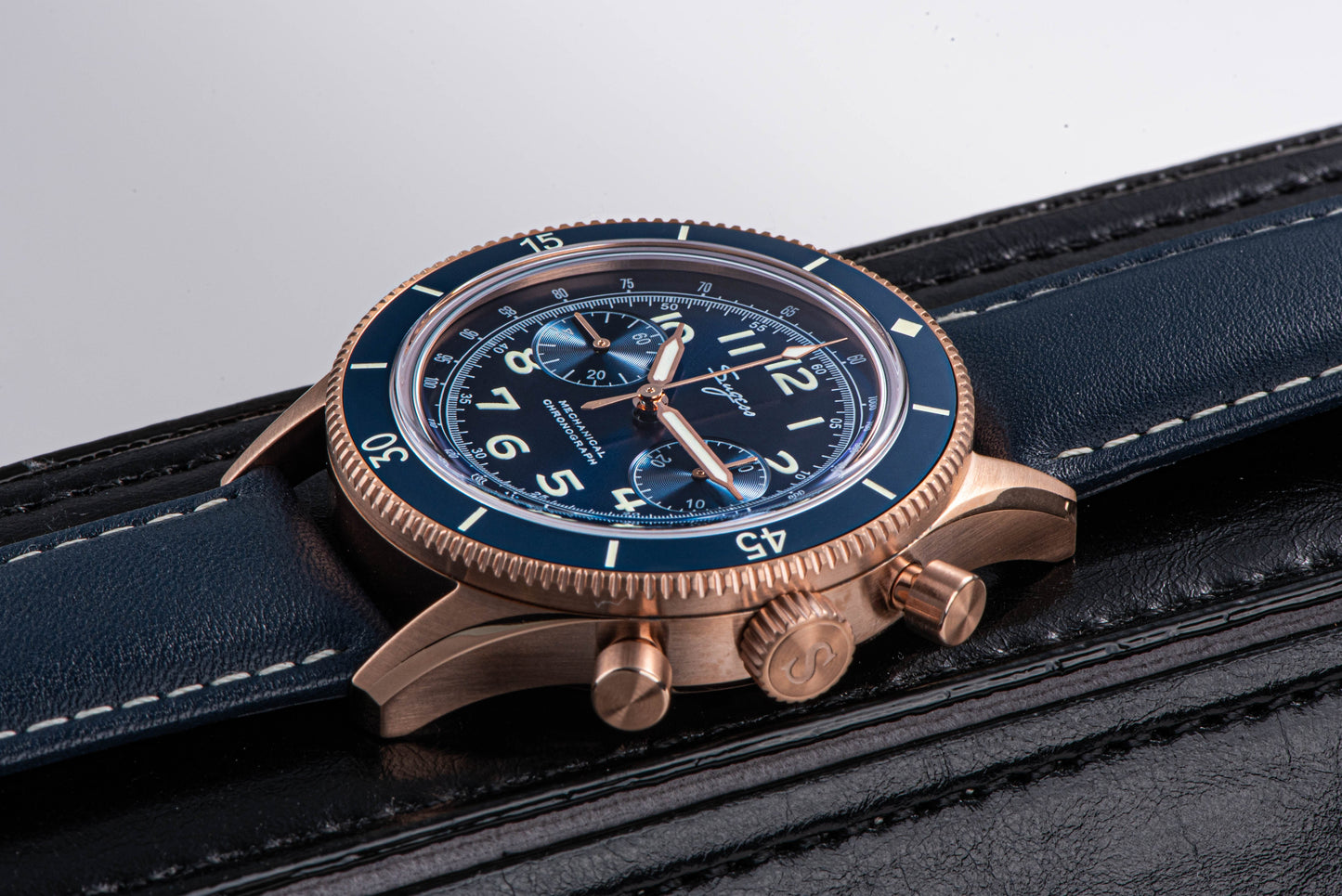 Chrono Heritage 423 Chronograph Rose Gold