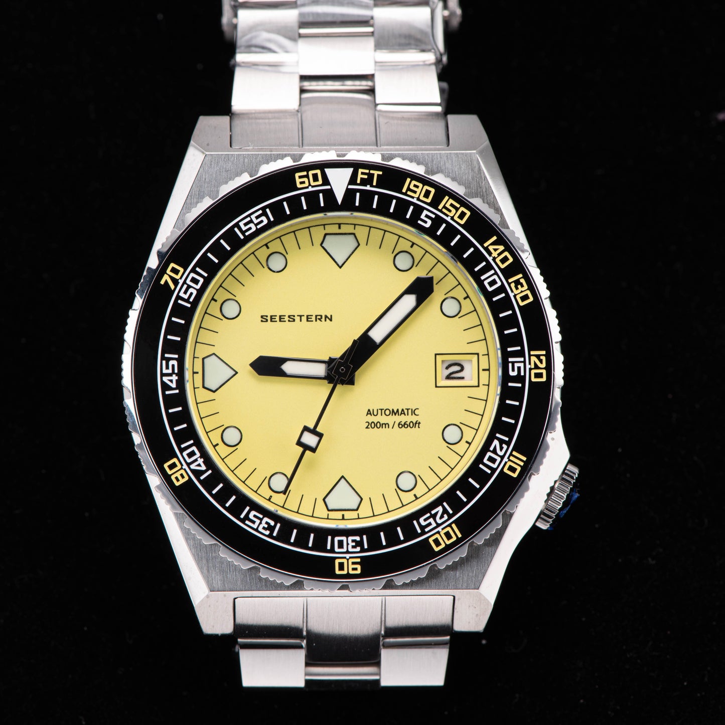 Seestern Vintage 407 600T Yellow Dial Ceramic Bezel