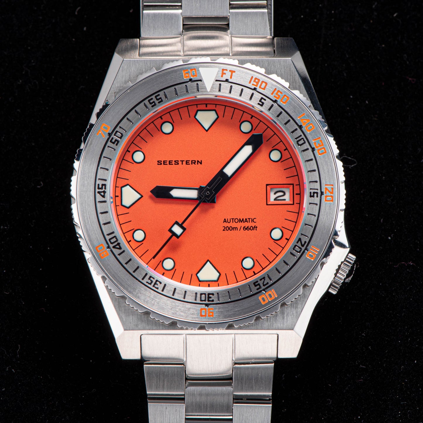 Seestern Vintage 407 600T Orange Dial Ceramic Bezel