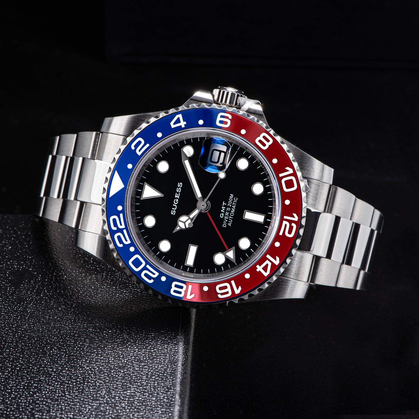 GMT DIVER'S SU126710BLRO V2 Red & Blue Bezel