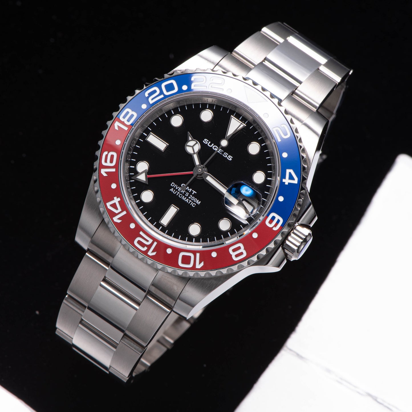 GMT DIVER'S SU126710BLRO V2 Red & Blue Bezel