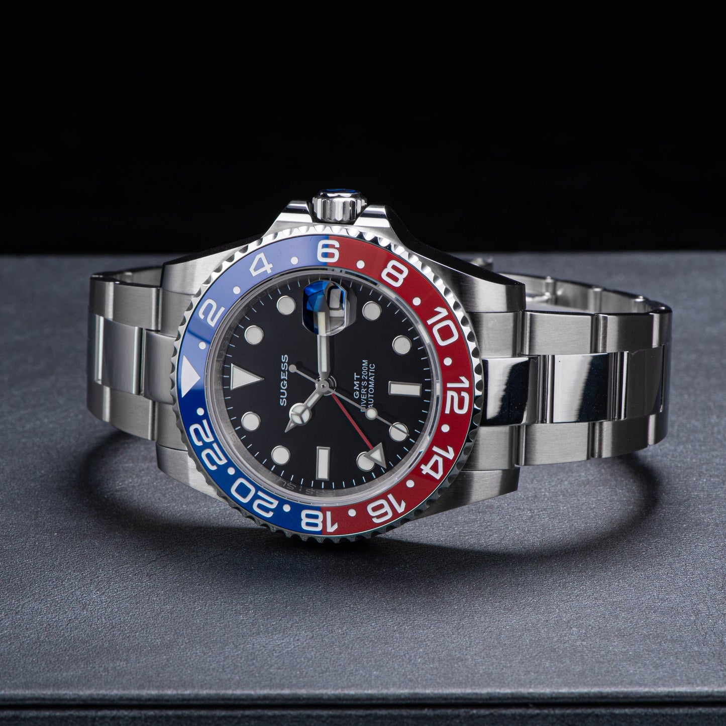 GMT DIVER'S SU126710BLRO V2 Red & Blue Bezel