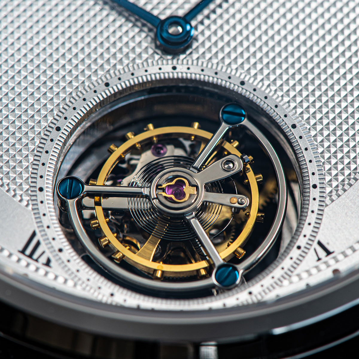 Tourbillon Master SU8230G